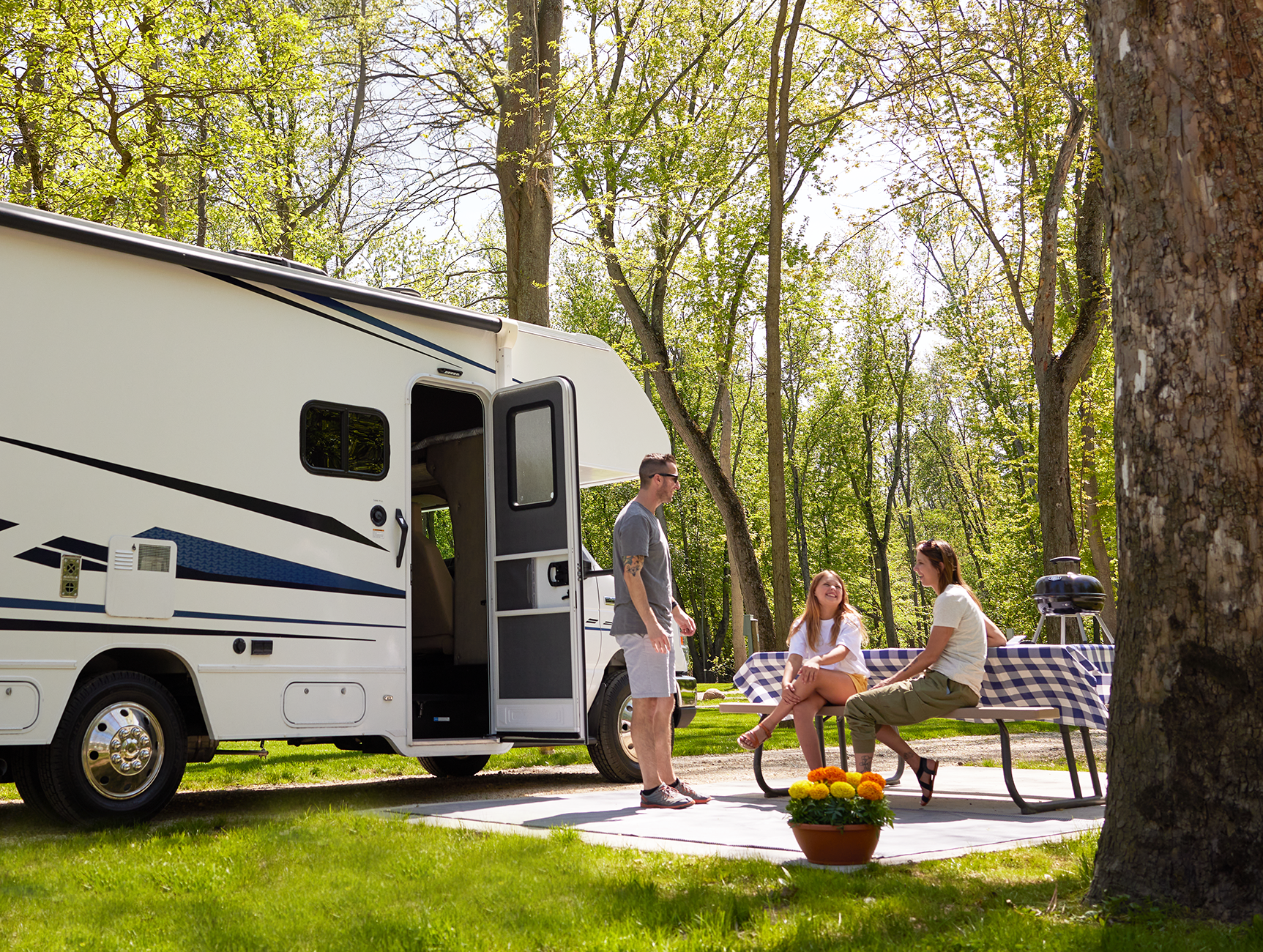 How RV'ing Improves Family Bonding