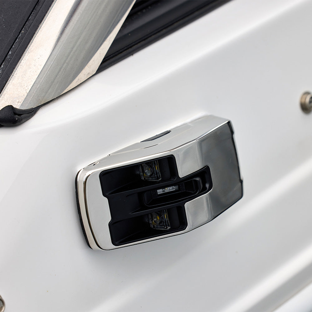 Range™ Docking/Navigation Light